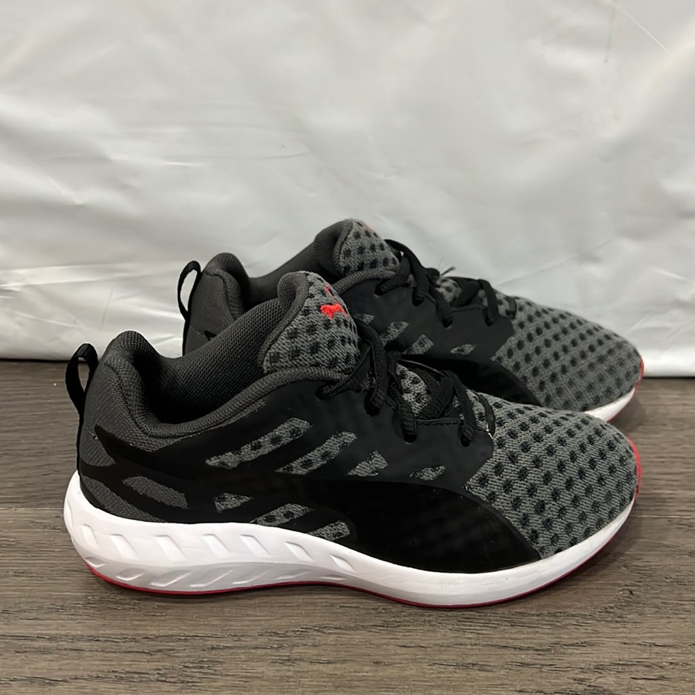 Like New Kids Puma Sneakers